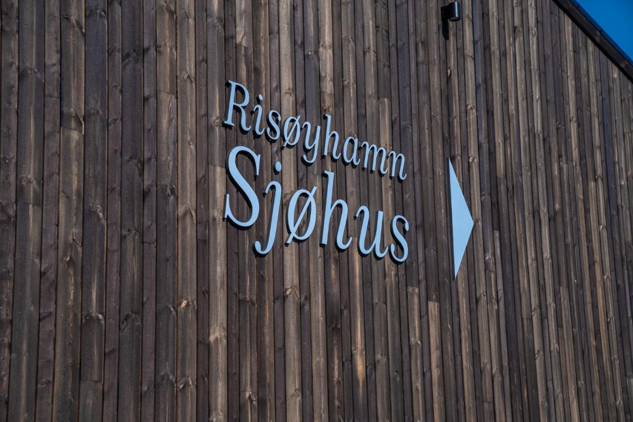 Appartement Risoyhamn Sjohus As Extérieur photo